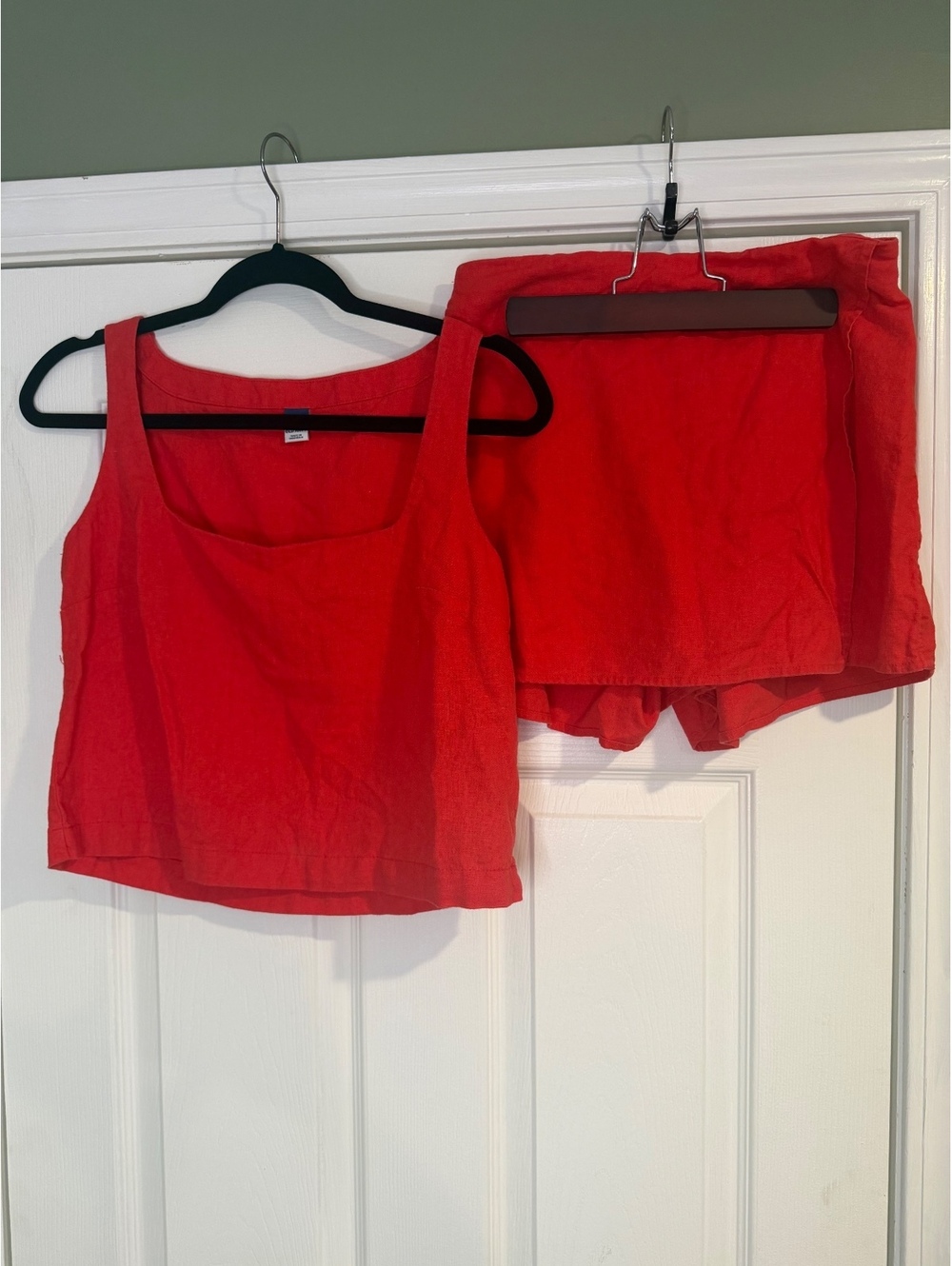 Old Navy Red Linen Blend Tank Top and Skort Set